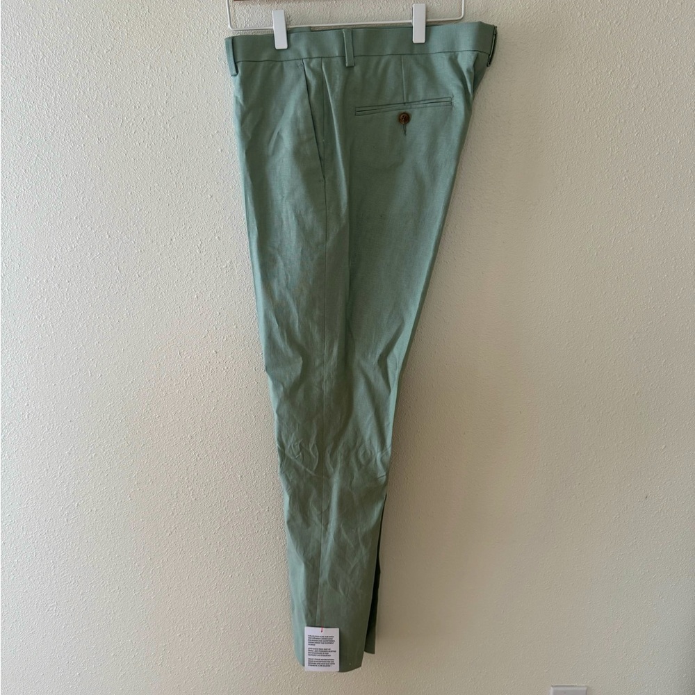 NEW w/ tags! ASOS Linen Dress Pant Men’s size 36x32 in Light Green